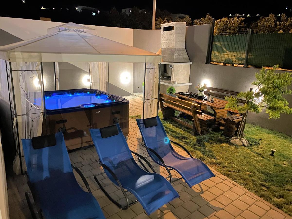 Lux Apartment Sea Shell With Jacuzzi Макарска Экстерьер фото
