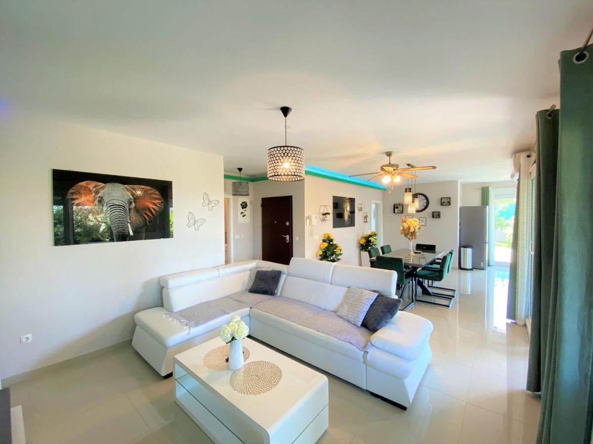 Lux Apartment Sea Shell With Jacuzzi Макарска Экстерьер фото