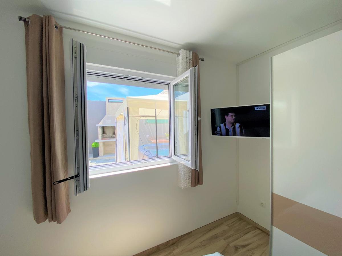 Lux Apartment Sea Shell With Jacuzzi Макарска Экстерьер фото