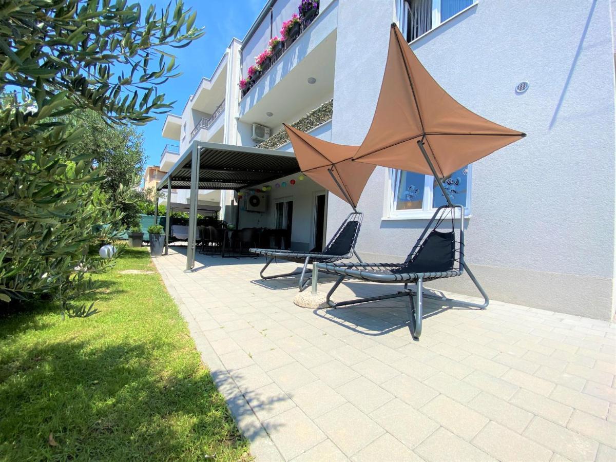 Lux Apartment Sea Shell With Jacuzzi Макарска Экстерьер фото